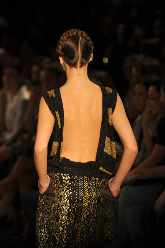 بالصور.. ازياء صيف 2012!!