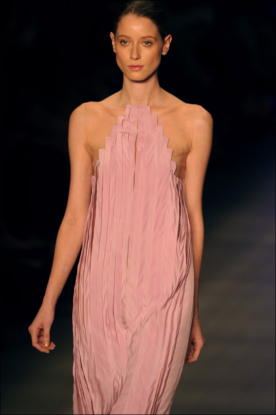 بالصور.. ازياء صيف 2012!!