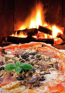 تمتعوا ببيتزا بيتية مقرمشة وسريعة التحضير!