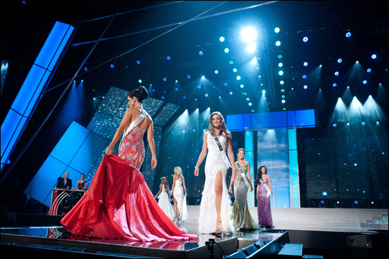 بالصور والفيديو.. أوليفيا كلبو ملكة جمال الولايات الامريكية لعام 2012!