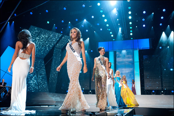 بالصور والفيديو.. أوليفيا كلبو ملكة جمال الولايات الامريكية لعام 2012!