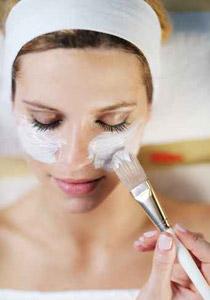 اليكم.. اقنعة للتعطير وكسب الجسم رائحة زكية!!