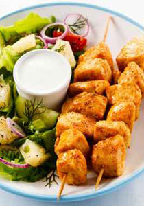 اليكم طريقة تحضير صدور الدجاج مع الاناناس الشهي!