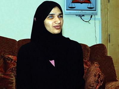 أول كفيفة اماراتية تتمكن من الحصول على شهادة قيادة!