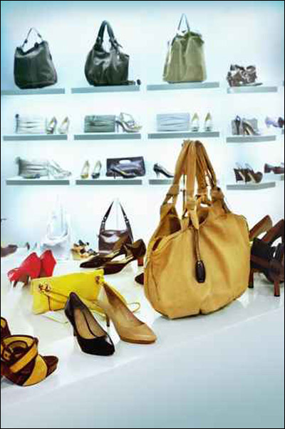 نقدم لك سيدتي اجمل حقائب اليد!