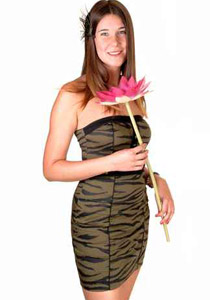 نصائح لكل من ترغب بارتداء فساتين على شكل Strapless 