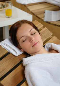 لطلة جذابة في الصور الفوتغرافية.. نقدم لك 7 حيل تجميلية!