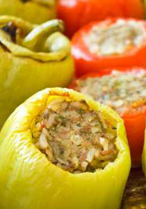 طريقة تحضير الفلفل المحشي اللذيذ.. صحتين!