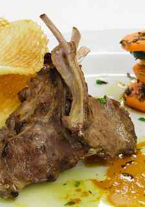 مقادير وطريقة تحضير ضلع الغنم المحشي بالأعشاب!