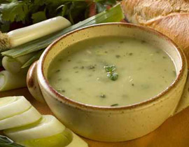 اليكم طريقة تحضير شوربة الخس بمرقة الدجاج