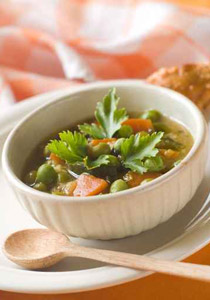 طريقة تحضير شوربة اللحمة بالبازلاء والجزر الشهية