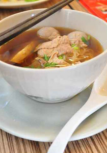 اليكم طريقة تحضير الشوربة الليبية بالطماطم والحمص