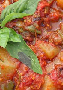 طريقة تحضير المسقعة والصلصة التابعة لها!