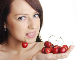 تناولي كوب واحد من الكرز يوميا للقضاء على الكرش!