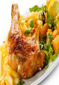 نقدم لك طريقة سهلة وسريعة لإعداد الدجاج المشوي مع الصوص اللذيذ