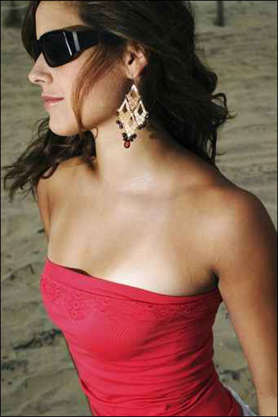 نعرض اليكم اجمل وارقى اقراط الاذن الني تخص النساء!