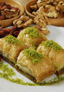 اليك طريقة تحضير حلوى اللفائف التركية "ساري بورما"!