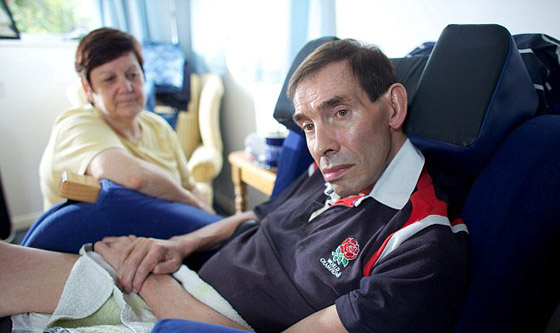 مشلول يخسر دعوى قضائية يطالب فيها بانهاء حياته!