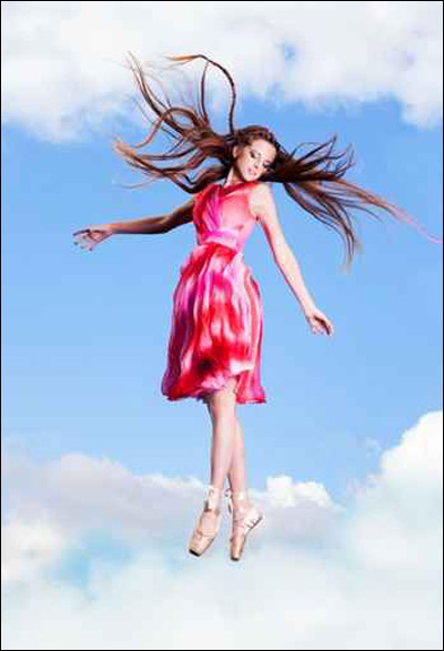 لعاشقات اللون الوردي نقدم احدث واجمل الفساتين الوردية!