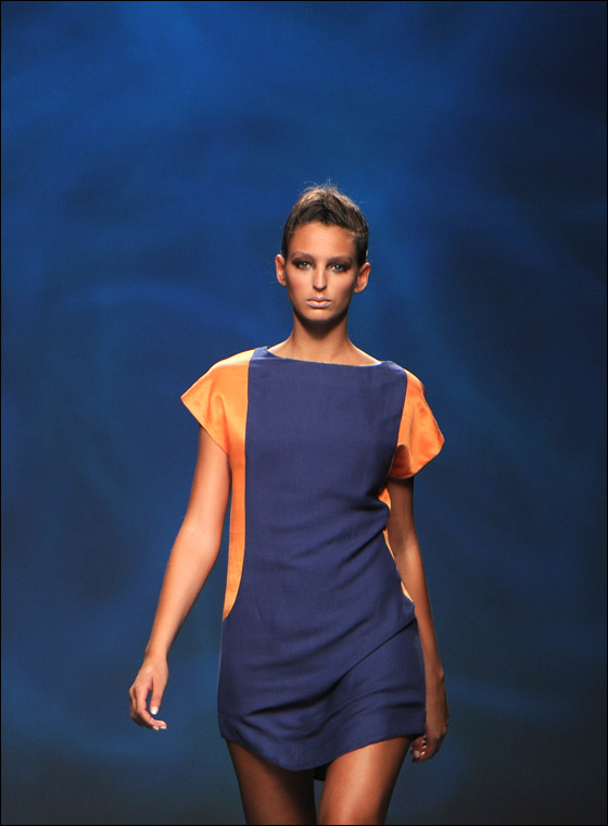 باقة صور من أجمل الازياء في معرض مدريد باسبانيا